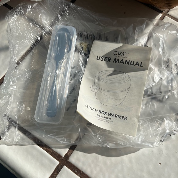 CWC Lunch Box Warmer - Picture 9 of 9